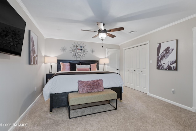 809 Dartez Dr, New Iberia, LA 70563 - bedroom with carpet floors, crown molding, a closet, and ceiling fan