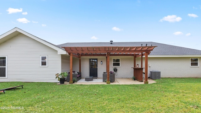809 Dartez Dr, New Iberia, LA 70563 - back of property featuring a pergola, a patio area, a yard, and a shingled roof