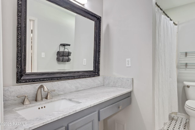 921 Bellevue Plantation Rd, Lafayette, LA 70503 - full bath with vanity and tile patterned flooring
