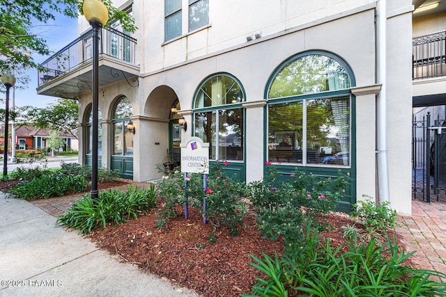 201 Settlers Trace Blvd Unit 4404, Lafayette, LA 70508 - entrance to property featuring a balcony and stucco siding