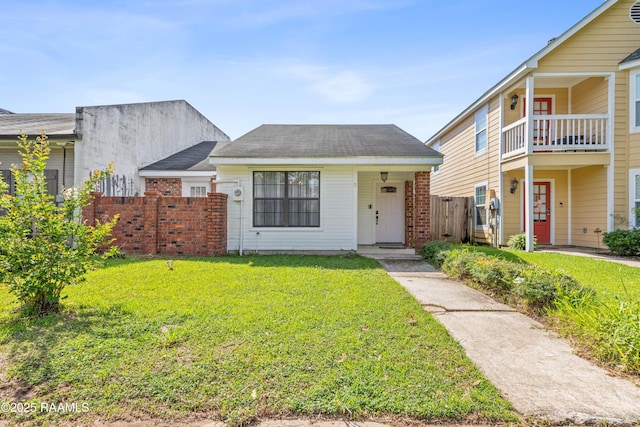 15 Courtyard Cir, Lafayette, LA 70508 - view of front facade featuring a balcony