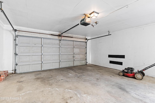 15 Courtyard Cir, Lafayette, LA 70508 - garage featuring a garage door opener