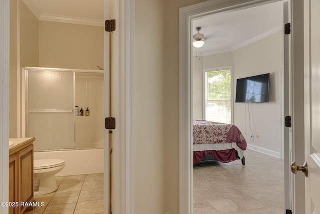 742 Hummingbird Ln, New Iberia, LA 70563 - bathroom featuring ornamental molding, bathtub / shower combination, vanity, and a ceiling fan