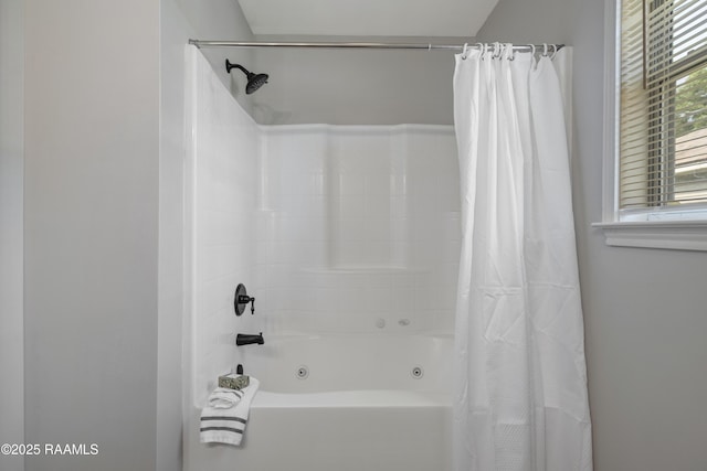 1404 Howard St, New Iberia, LA 70563 - full bathroom featuring a combined bath / shower with jetted tub