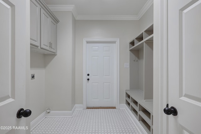 12511 Aube Dr, Abbeville, LA 70510 - mudroom with ornamental molding and baseboards