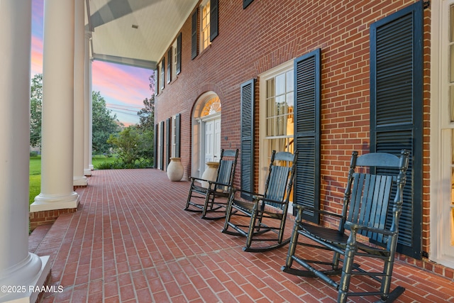 6302 Old Jeanerette Rd, New Iberia, LA 70563 - view of covered porch