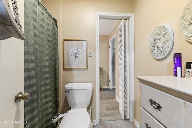 118 Garrigue Dr, Opelousas, LA 70570 - full bath with ornamental molding, vanity, and a shower with curtain