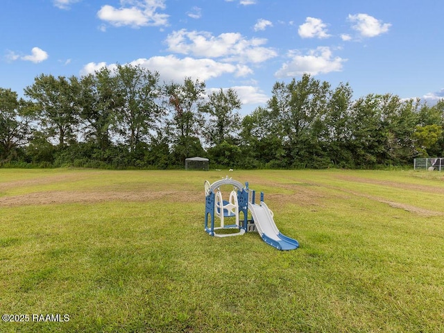 1166 Madeline Hts, Breaux Bridge, LA 70517 - view of green lawn