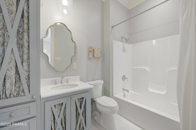 506 Terrell Ct, New Iberia, LA 70563 - full bath with shower / bath combo, vanity, and tile patterned flooring