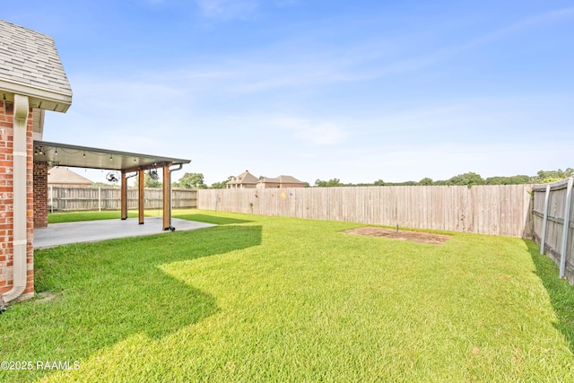 105 Clear Lake Dr, Lafayette, LA 70506 - fenced backyard with a patio