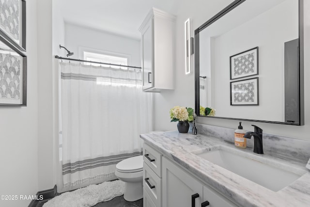 127 Lakes Edge Dr, Broussard, LA 70518 - full bath featuring vanity and toilet