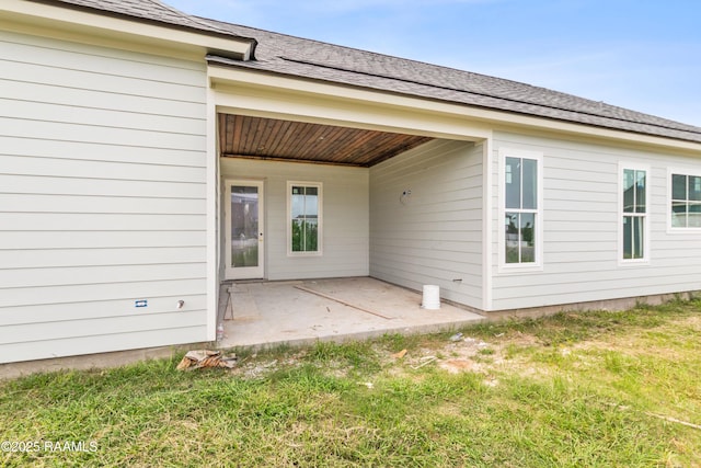 202 Keystone Dr, Scott, LA 70583 - back of property featuring a patio and a yard