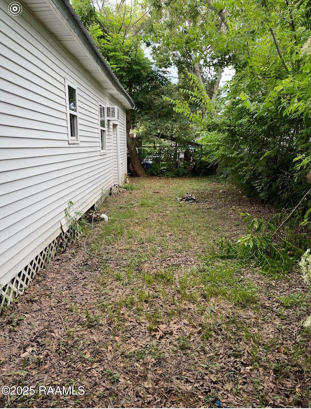 1136 Tupelo St, New Iberia, LA 70560 - view of yard