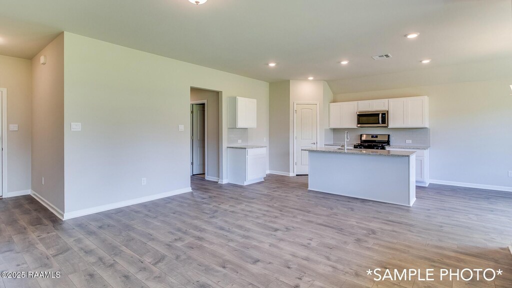629 Griffiths Ct, Breaux Bridge, LA 70517