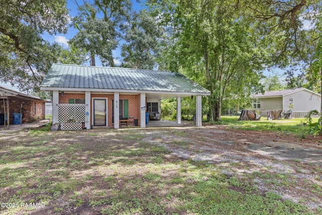 810 N Martin Luther King Jr Dr, Saint Martinville, LA 70582 - photo 1