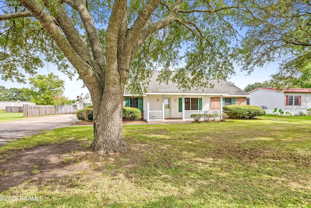 1054 Hebert Ave, Breaux Bridge, LA 70517 - photo 2