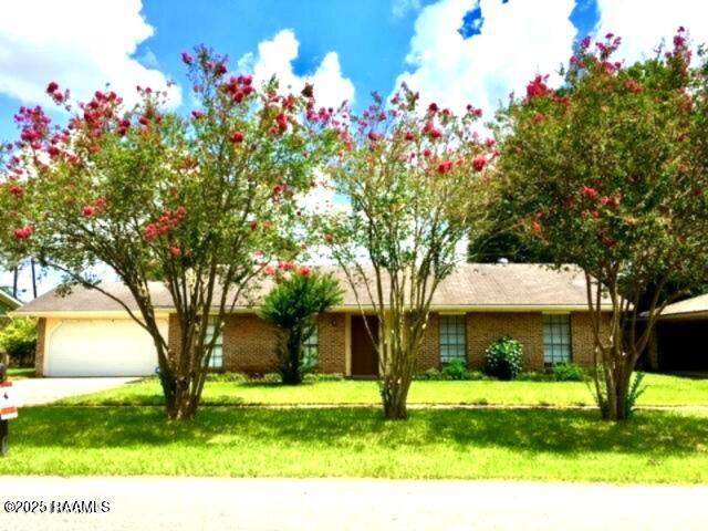 704 Idlewood Blvd, Lafayette, LA 70506 - photo 1