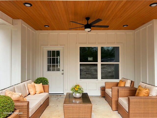 dining space featuring dark hardwood / wood-style flooring and an inviting chandelier