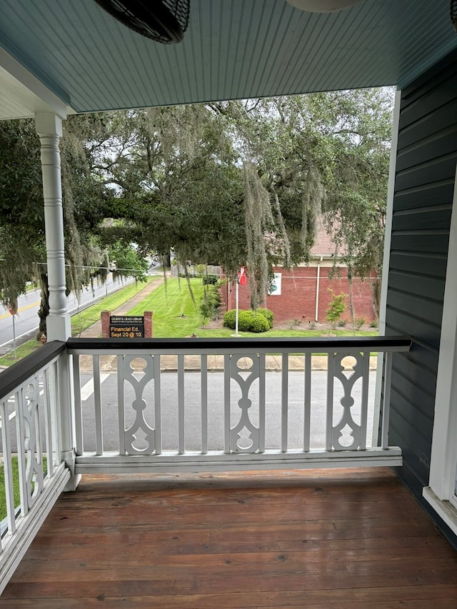 balcony with a porch