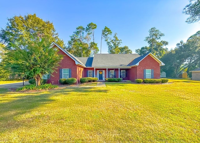 view of front of house with a front yard