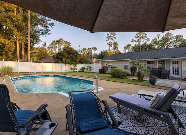 1107 Douglas Dr, Bainbridge, GA 39819 - view of swimming pool featuring a fenced backyard and a patio