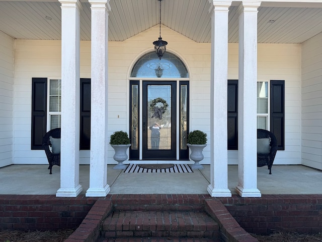 687 River Oaks Dr, Bainbridge, GA 39817 - doorway to property with covered porch