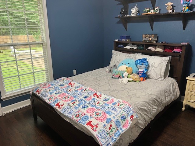 1002 Willis St, Bainbridge, GA 39819 - bedroom with wood finished floors