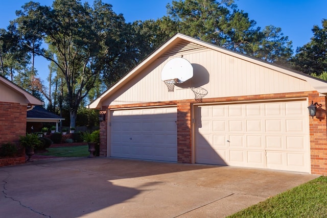 view of detached garage