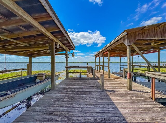 115 Lakeside Ln, Bainbridge, GA 39819 - dock area with boat lift and a water view