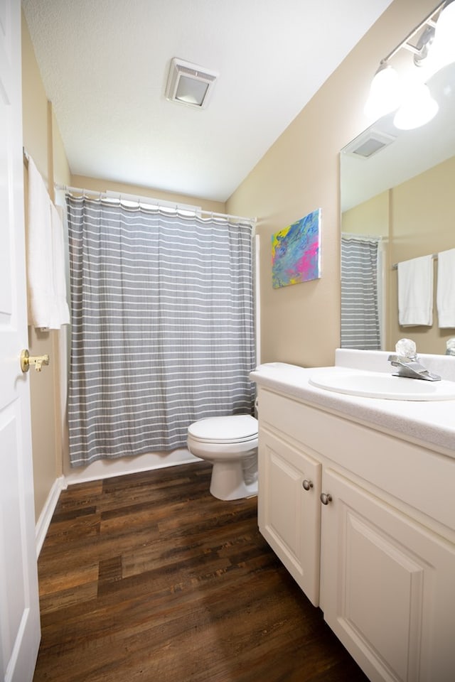 186 Turtle Pond Rd, Bainbridge, GA 39817 - full bathroom featuring vanity and wood finished floors