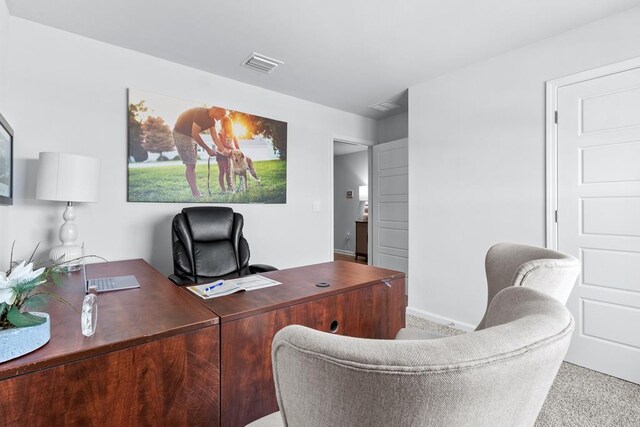 177 Wynn Ct, Bainbridge, GA 39819 - home office featuring visible vents