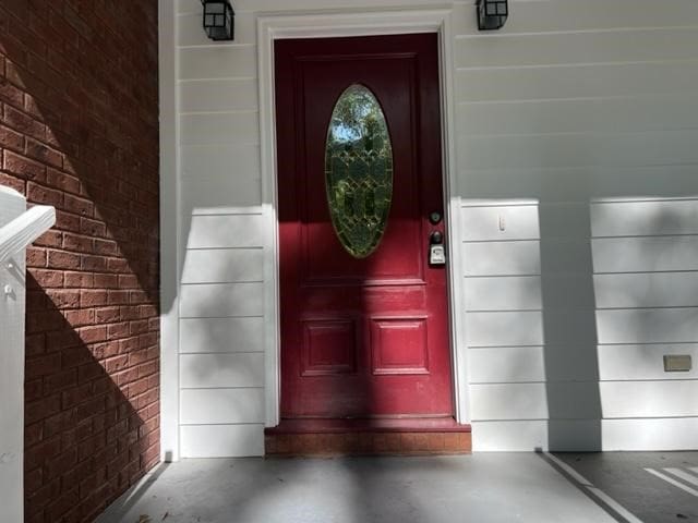 1870 SE Oakdale Rd, Cairo, GA 39828 - entrance to property with brick siding