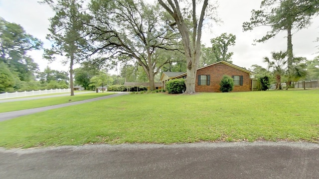 1402 Pineland Dr, Bainbridge, GA 39819 - photo 3