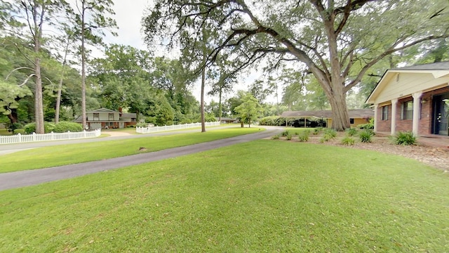 1402 Pineland Dr, Bainbridge, GA 39819 - photo 2