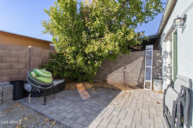 7132 N 63rd Dr, Glendale, AZ 85301 - fenced backyard with a patio