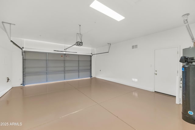42122 N Anthem Springs Rd, Anthem, AZ 85086 - garage featuring a garage door opener