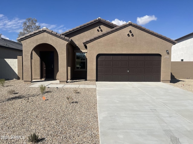 view of front of house featuring a garage