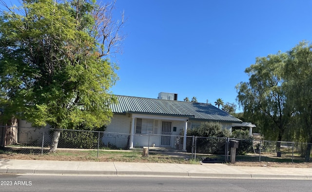 view of front of home