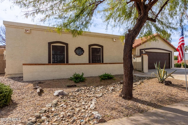 view of front of home featuring a garage