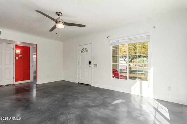 entryway with ceiling fan