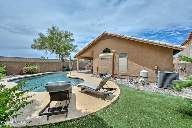 7949 W Wescott Dr, Glendale, AZ 85308 - view of pool with central AC and a patio