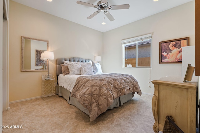 bedroom with ceiling fan