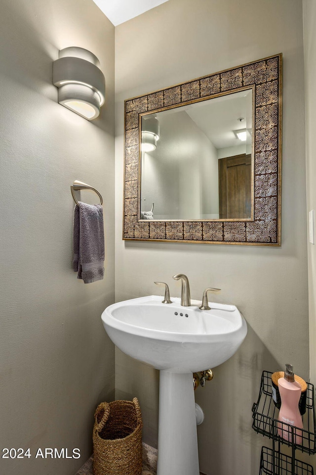 bathroom with sink