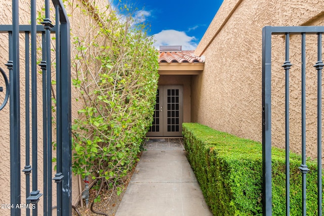 view of entrance to property