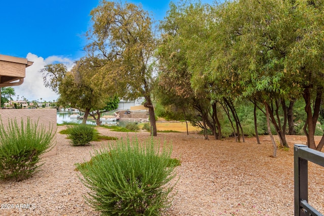 view of yard featuring a water view