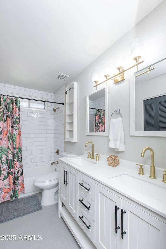 bathroom featuring a sink, visible vents, shower / tub combo, and double vanity