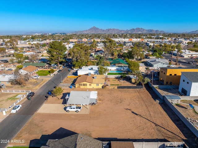 bird's eye view featuring a mountain view