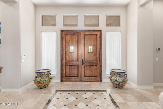 3205 S Ponderosa Dr, Gold Canyon, AZ 85118 - entrance foyer featuring baseboards