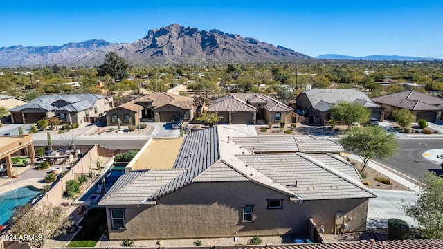 bird's eye view with a mountain view