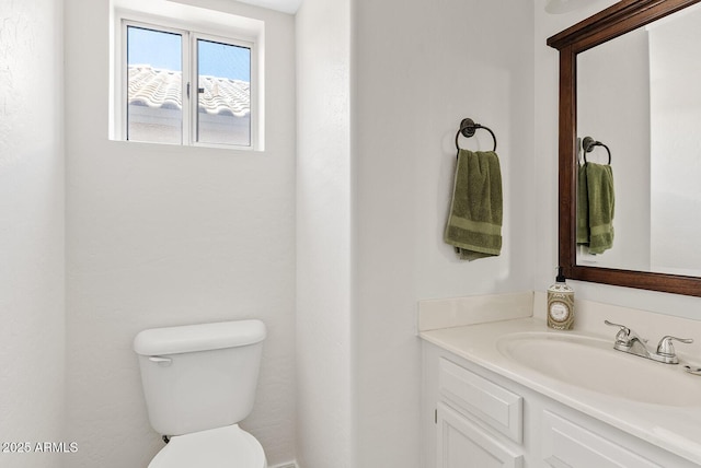 706 N El Dorado Dr, Gilbert, AZ 85233 - half bath with toilet and vanity